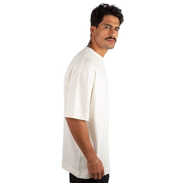 CAMISETA OVERSIZED MALHÃO LISA OFF WHITE - Imagem 5