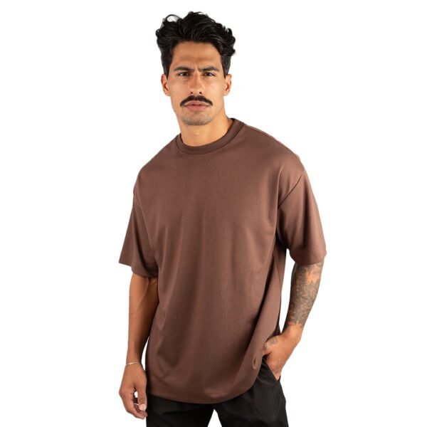 CAMISETA OVERSIZED MALHÃO LISA MARROM - Imagem 3