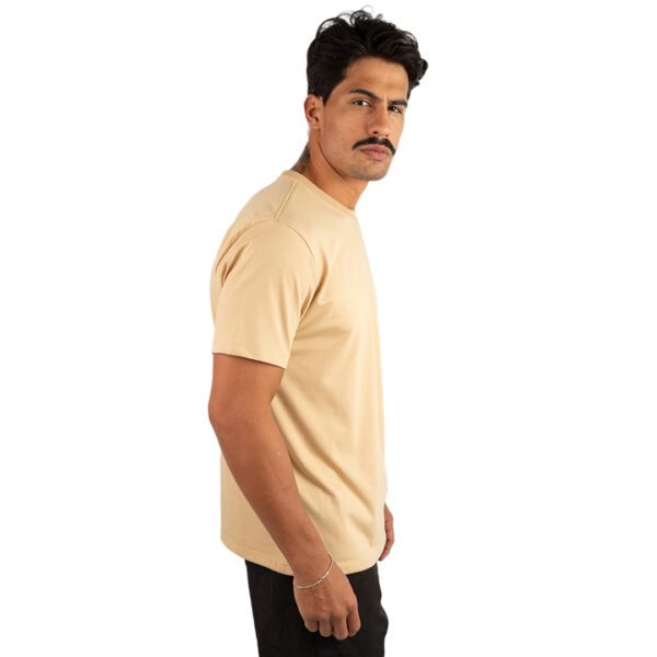 CAMISETA BASICA LISA AREIA - Image 4