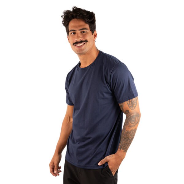 CAMISETA BASICA LISA ALGODÃO PIMA 40.1 -  AZUL-MARINHO - Imagem 6